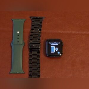 Apple Watch SE 40mm, 2 bands